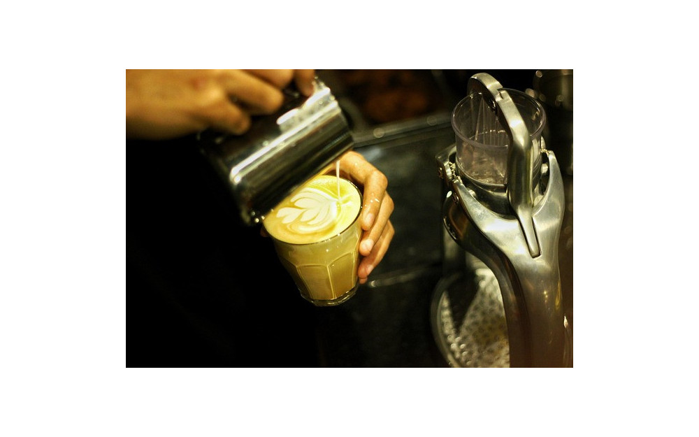 Jak na dokonalé latte art? Základy pro domácí baristy